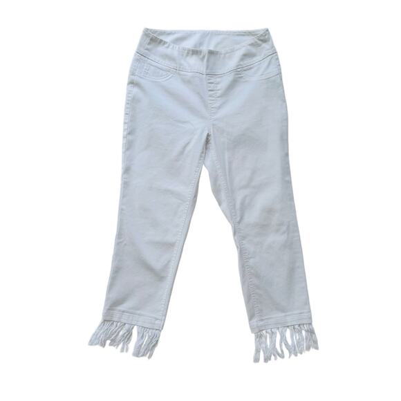 LULU-B Capri Fringe Hem White Pant, Stretchy, Size 8 - Picture 7 of 8